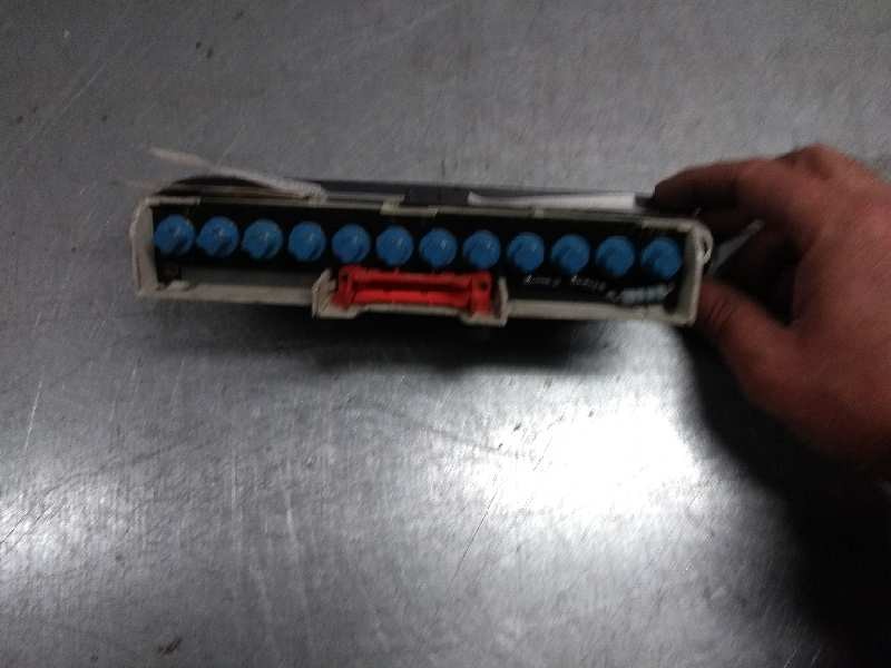 Recambio de cuadro instrumentos para renault twingo (co6) 1.3 cat referencia OEM IAM    Recambio de cuadro instrumentos para renault twingo (co6) 1.3 cat referencia OEM IAM