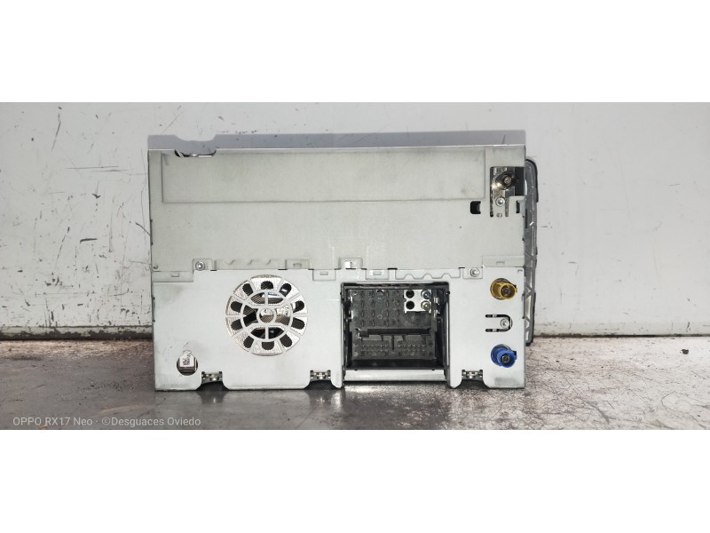 Recambio de sistema audio / radio cd para mercedes clase r (w251) 320 cdi (251.022) referencia OEM IAM A2518201079 A2038270062 5