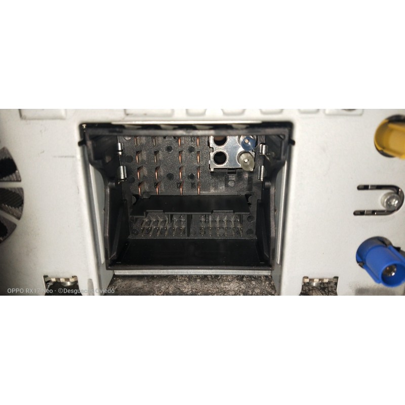 Recambio de sistema audio / radio cd para mercedes clase r (w251) 320 cdi (251.022) referencia OEM IAM A2518201079 A2038270062 5