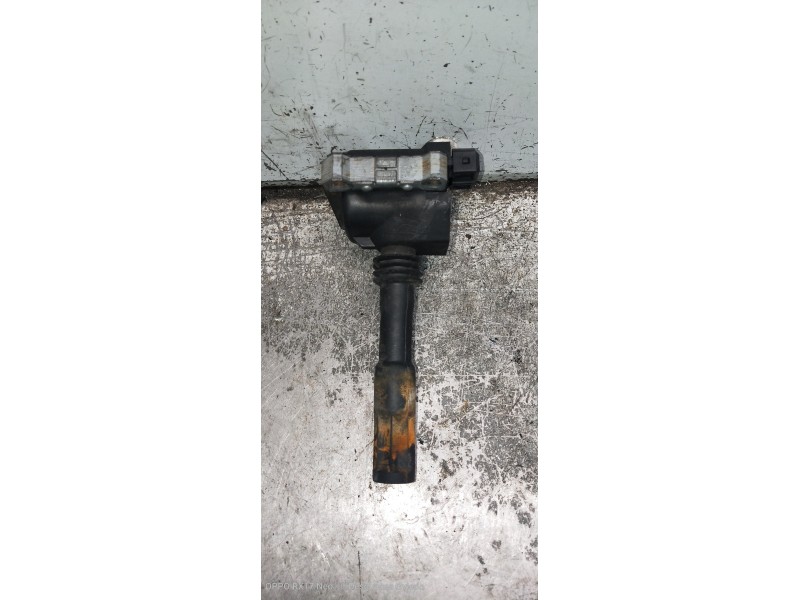 Recambio de bobina encendido para alfa romeo 166 2.5 v6 24v cat referencia OEM IAM 0221504456  