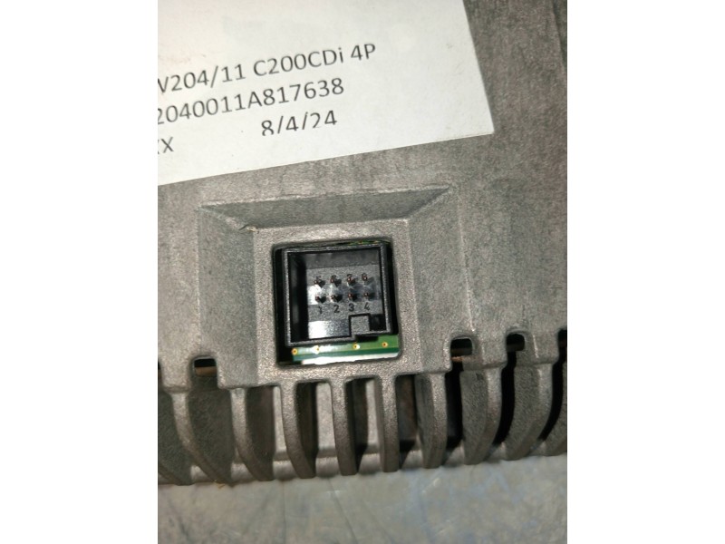 Recambio de pantalla multifuncion para mercedes clase c (w204) lim. 2.1 cdi cat referencia OEM IAM A2049007508  