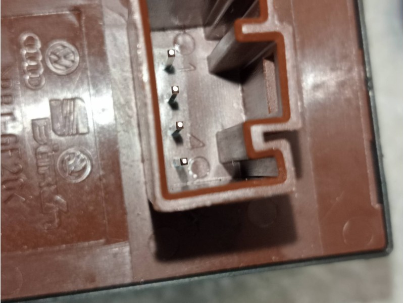 Recambio de mando elevalunas delantero izquierdo para seat ibiza sc (6j1) reference referencia OEM IAM 1K3959857A  