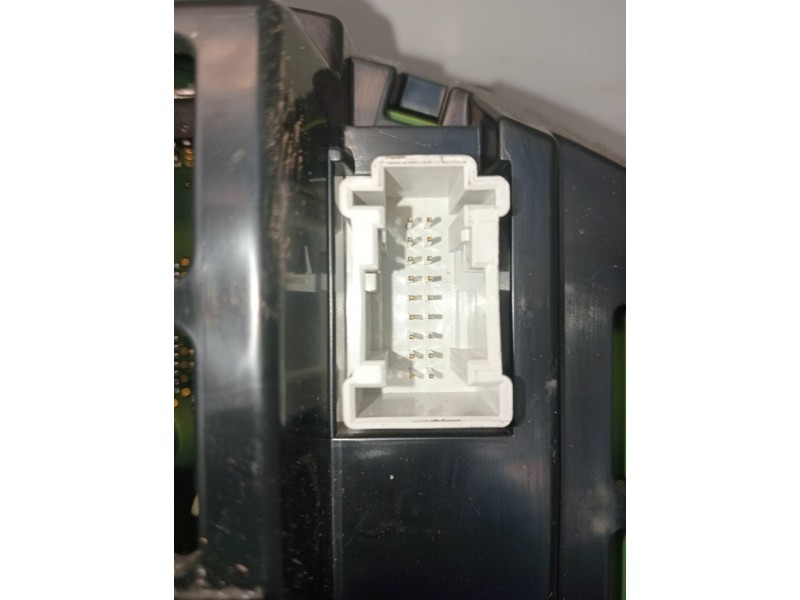 Recambio de cuadro instrumentos para mercedes clase c (w204) lim. 2.1 cdi cat referencia OEM IAM A2049004609 A2C53435305 A2C8159