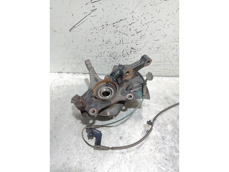Recambio de mangueta delantera izquierda para hyundai i20 klass referencia OEM IAM 51705Q0100  