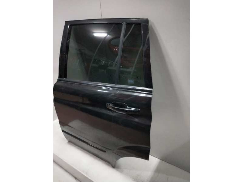 Recambio de puerta trasera izquierda para ssangyong kyron 270 xdi limited 4wd referencia OEM IAM   