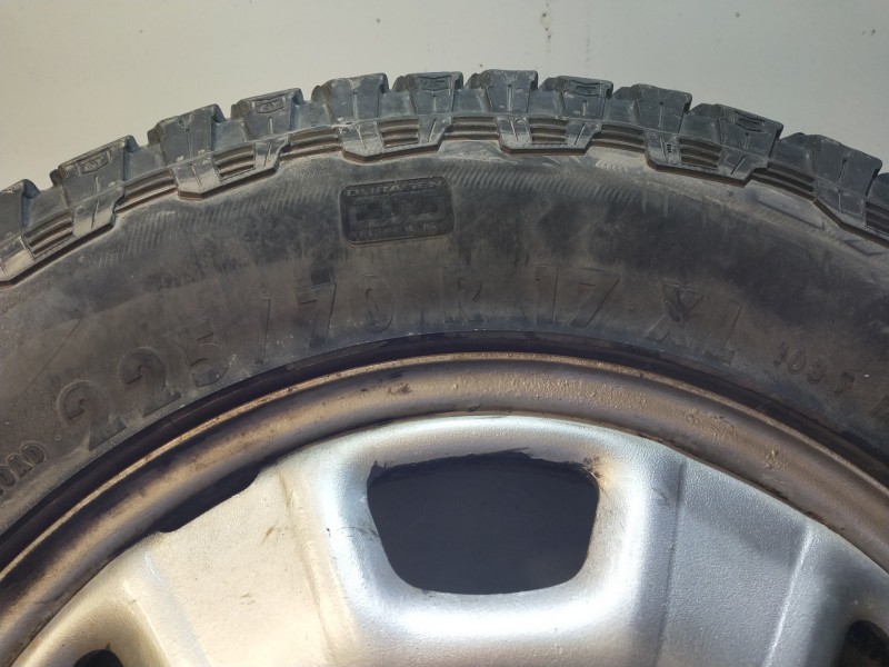 Recambio de juego llantas para toyota land cruiser (j12) 3.0 d-4d gx referencia OEM IAM   225/70/17