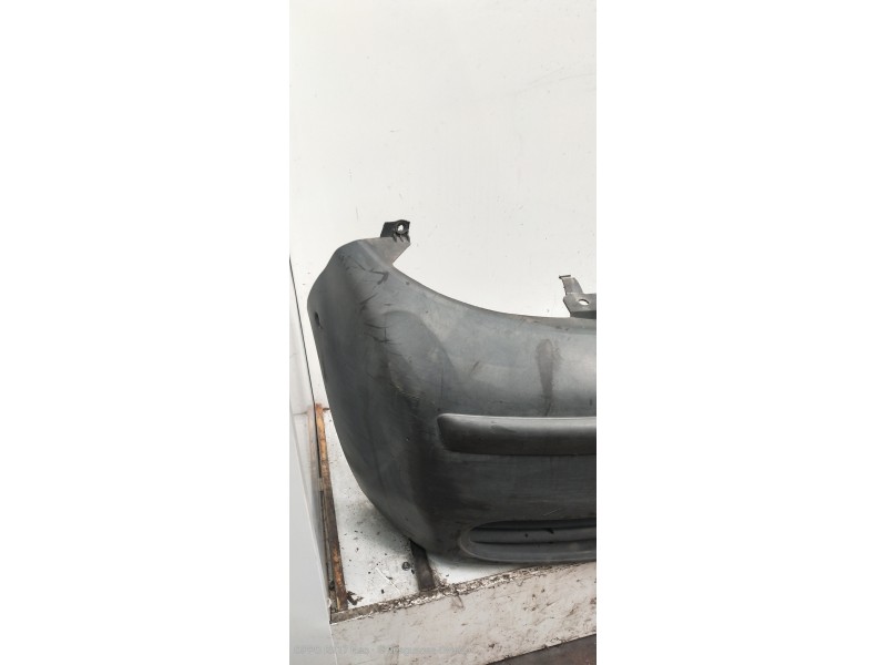 Recambio de paragolpes delantero para renault trafic combi (ab 4.01) 29 ln combi9 acristalado referencia OEM IAM   