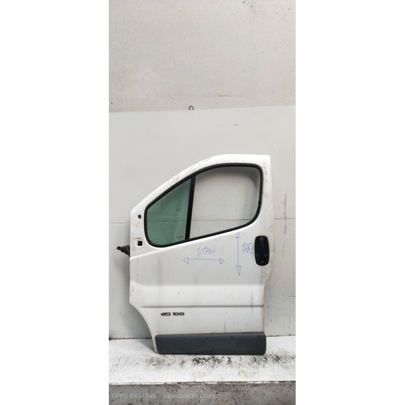 Recambio de puerta delantera izquierda para renault trafic combi (ab 4.01) 29 ln combi9 acristalado referencia OEM IAM   5P