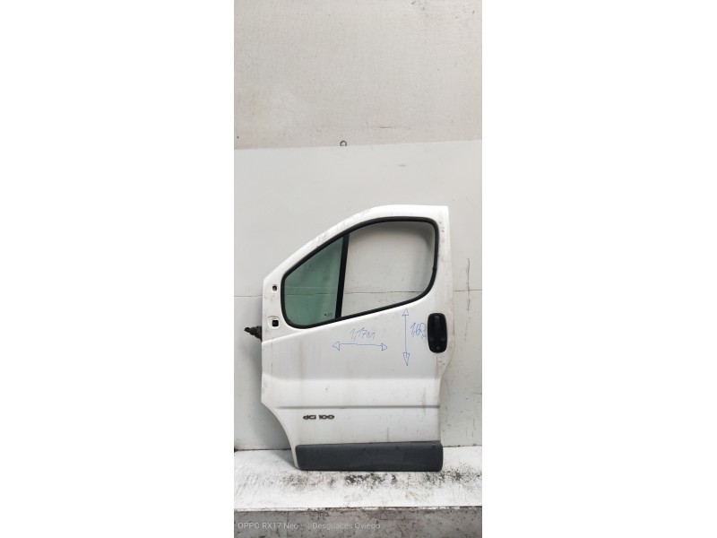 Recambio de puerta delantera izquierda para renault trafic combi (ab 4.01) 29 ln combi9 acristalado referencia OEM IAM   5P