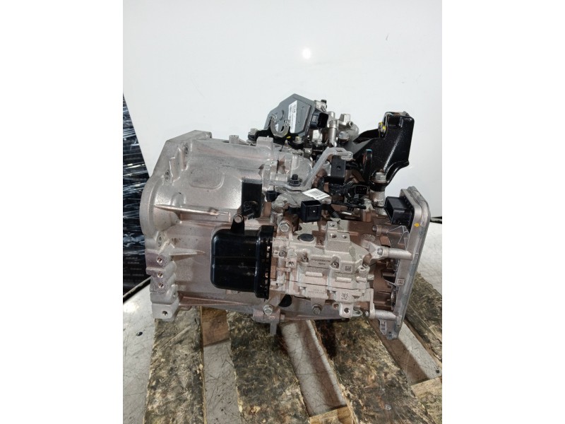 Recambio de caja cambios para hyundai i20 klass referencia OEM IAM M10VDN 310233 