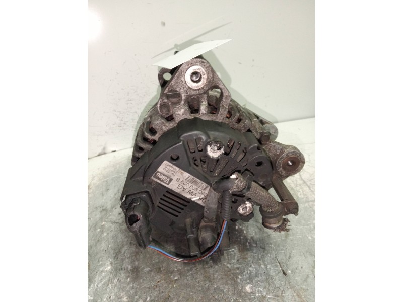Recambio de alternador para volkswagen touran (1t1) highline referencia OEM IAM 03C903028B  