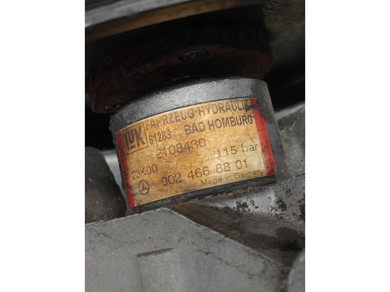 Recambio de bomba direccion para mercedes clase e (w210) berlina diesel 270 cdi (210.016) referencia OEM IAM 0024668801  