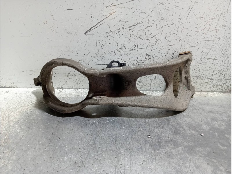 Recambio de brazo suspension superior delantero derecho para peugeot 508 gt referencia OEM IAM 9661544780  