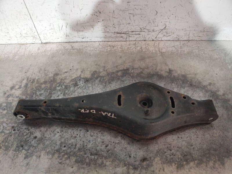 Recambio de brazo suspension inferior trasero derecho para volkswagen tiguan (5n1) advance referencia OEM IAM   