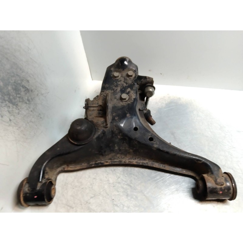Recambio de brazo suspension inferior delantero izquierdo para mitsubishi montero (v80/v90) 3.2 di-d cat referencia OEM IAM   