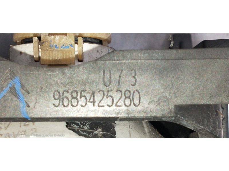 Recambio de faro antiniebla derecho para peugeot 3008 access referencia OEM IAM 9685425280  