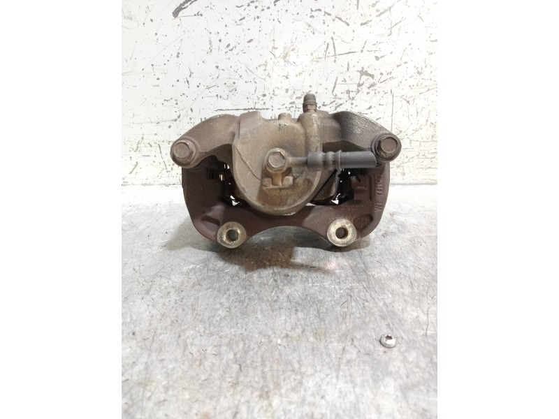 Recambio de pinza freno delantera derecha para nissan tiida (c11x/sc11x) acenta referencia OEM IAM   