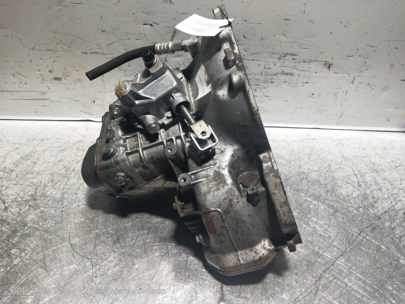 Recambio de caja cambios para opel vectra b berlina 1.6 16v referencia OEM IAM F17W418 A09382 W418