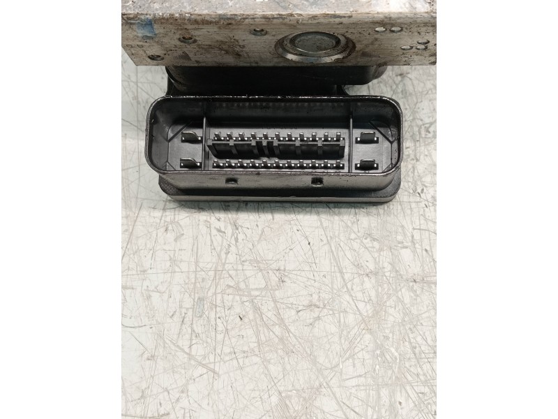Recambio de abs para peugeot 207 confort referencia OEM IAM 10097011593 10020701594 9665343980