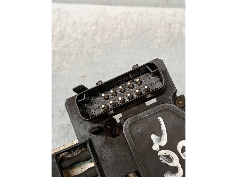 Recambio de abs para mercedes clase c (w202) berlina 180 (202.018) referencia OEM IAM 0265213401 A0034313312 