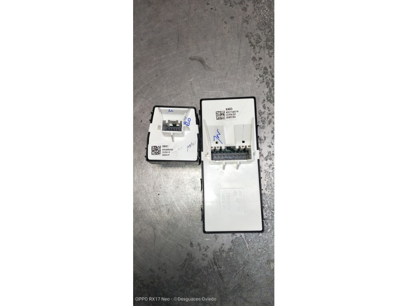 Recambio de mando elevalunas delantero izquierdo para hyundai i20 klass referencia OEM IAM 93571Q0210 93530BV000 