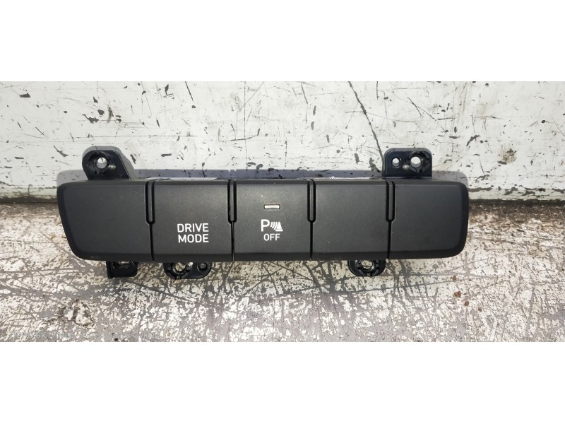 Recambio de mando multifuncion para hyundai i20 klass referencia OEM IAM 299223286  