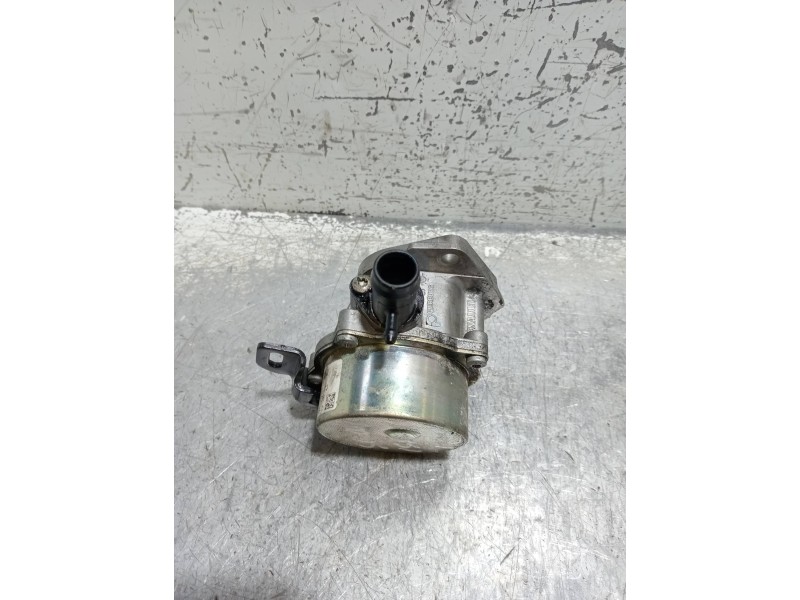 Recambio de depresor freno / bomba vacio para renault scenic iii expression referencia OEM IAM 8201005306C  