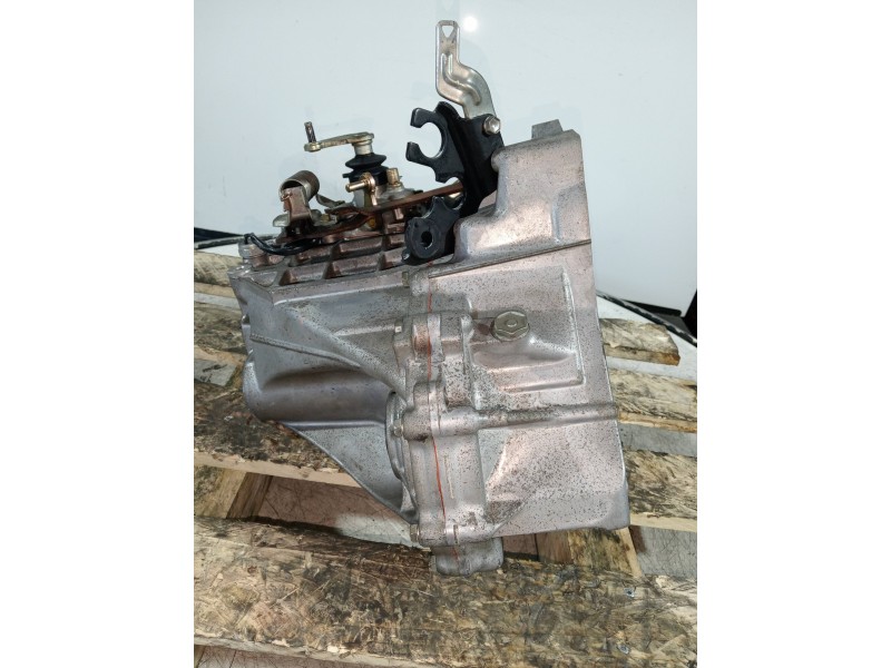 Recambio de caja cambios para citroen c1 sx referencia OEM IAM 20TT01 0018801 