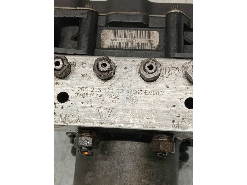 Recambio de abs para nissan tiida (c11x/sc11x) acenta referencia OEM IAM 0265235122 47660EM00C 0265950572