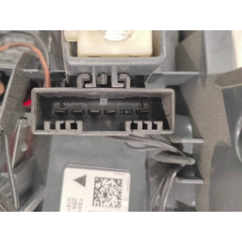 Recambio de piloto trasero izquierdo interior para bmw serie 3 lim. (f30) 318d referencia OEM IAM 7736911906 2SD0121494058 2SD01