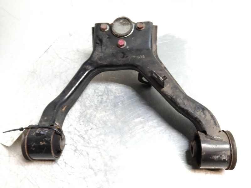 Recambio de brazo suspension superior delantero derecho para mitsubishi montero (v80/v90) 3.2 di-d intense (3-ptas.) referencia 