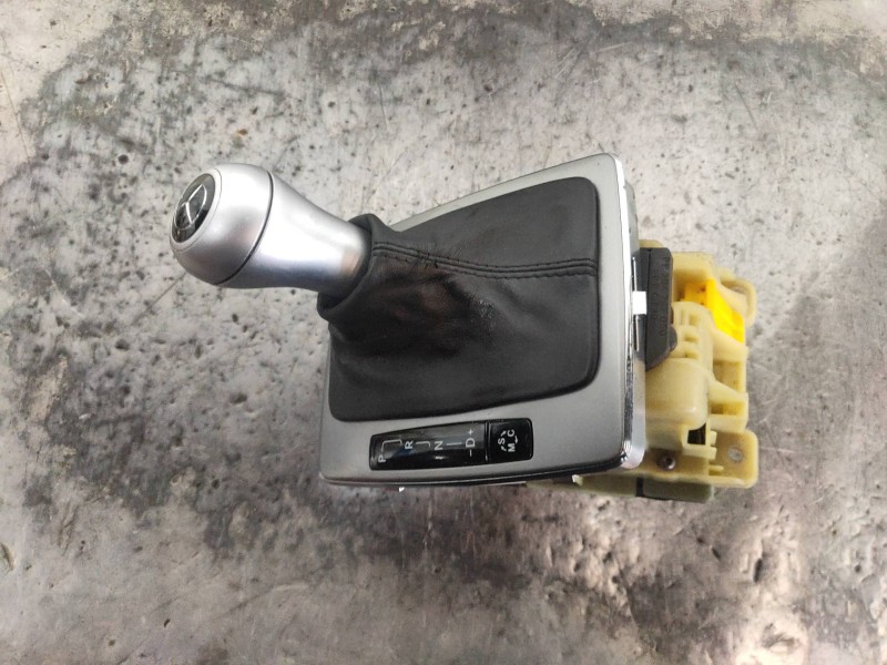 Recambio de palanca cambio para mercedes clase c (w204) familiar 220 t cdi (204.208) referencia OEM IAM A2042673724  