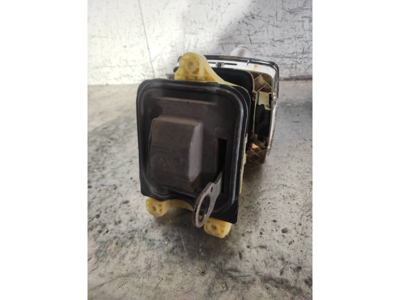 Recambio de palanca cambio para mercedes clase c (w204) familiar 220 t cdi (204.208) referencia OEM IAM A2042673724  