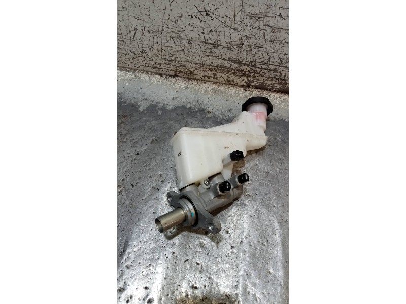 Recambio de bomba freno para kia rio (yb) drive referencia OEM IAM   