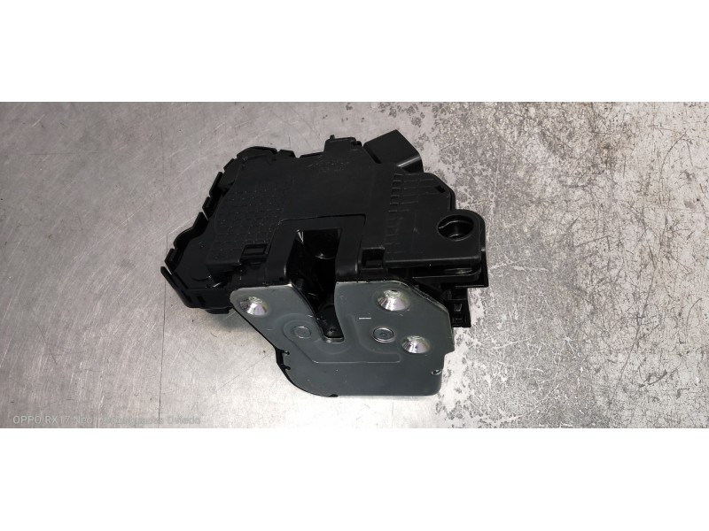 Recambio de motor cierre centralizado delantero izquierdo para hyundai i20 klass referencia OEM IAM 81310Q0000  5P