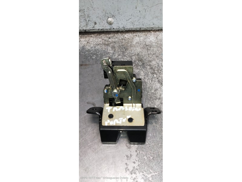 Recambio de motor cierre centralizado porton para hyundai i20 klass referencia OEM IAM 81230C8500  5P