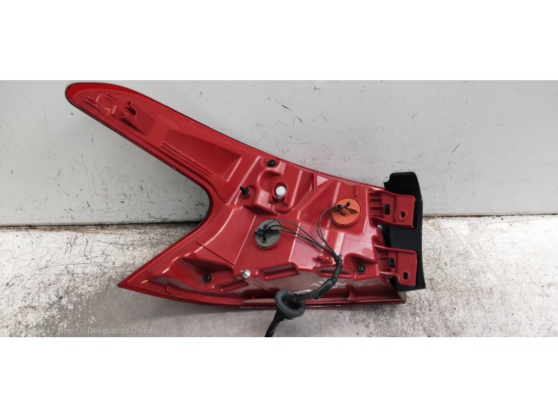 Recambio de piloto trasero derecho para hyundai i20 klass referencia OEM IAM 02087074800011  