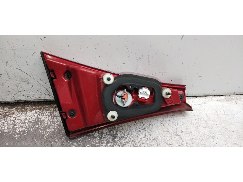 Recambio de piloto trasero derecho interior para hyundai i20 klass referencia OEM IAM 92404Q0000  