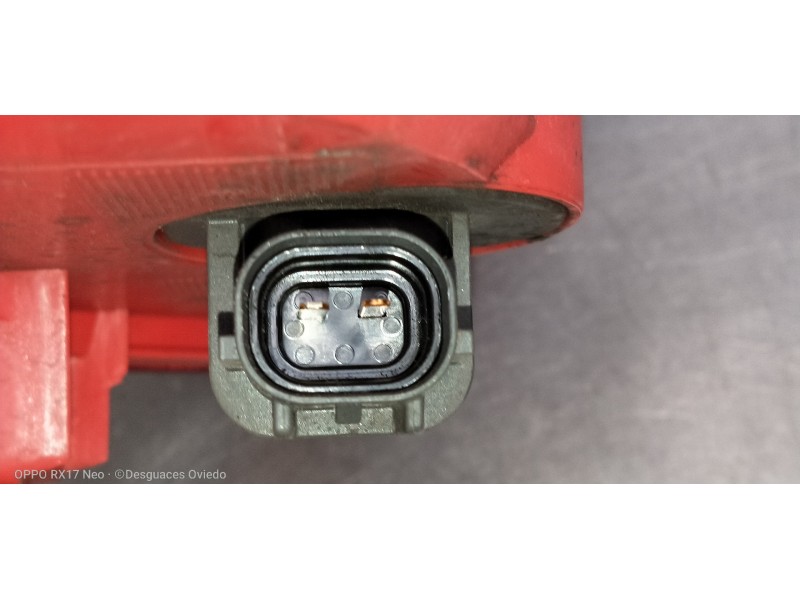 Recambio de piloto trasero izquierdo paragolpes para hyundai i20 klass referencia OEM IAM 92405Q0000  