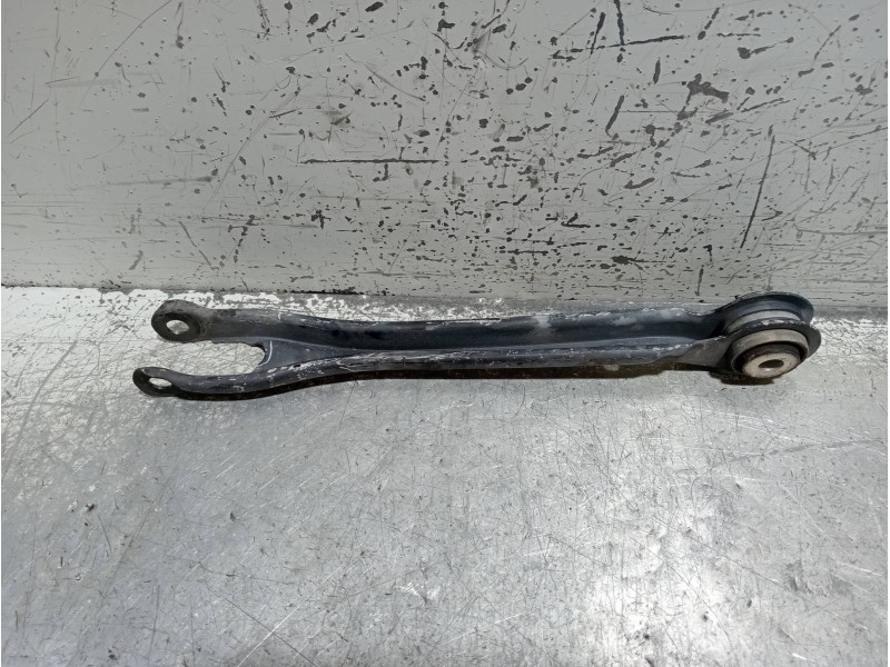 Recambio de brazo suspension inferior trasero izquierdo para mercedes clase c (w205) lim. c 220 cdi bluetec (205.004) referencia
