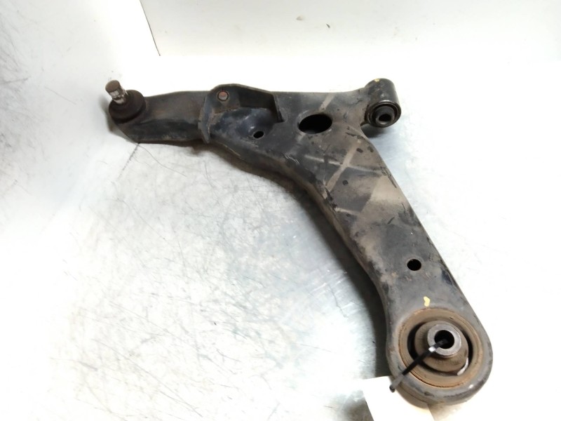 Recambio de brazo suspension inferior delantero izquierdo para mitsubishi outlander (cu0w) 2.0 4wd referencia OEM IAM   