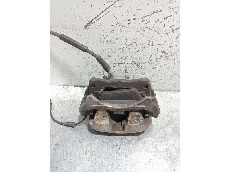 Recambio de pinza freno delantera derecha para mercedes clase c (w205) lim. c 220 cdi bluetec (205.004) referencia OEM IAM   