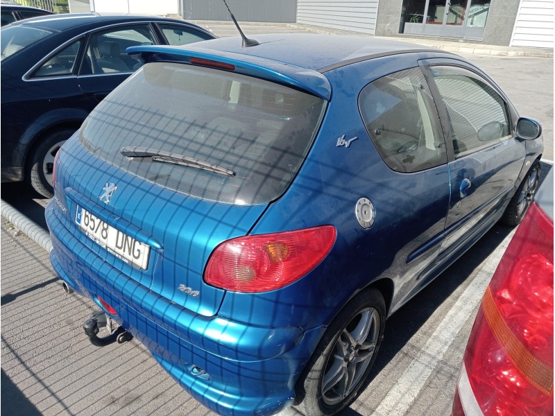 peugeot 206 berlina del año 2005