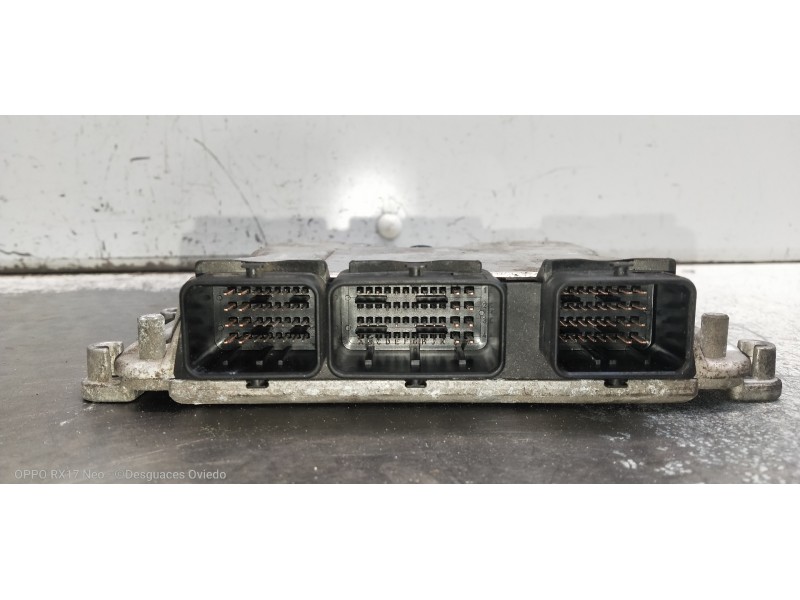 Recambio de centralita motor uce para peugeot 807 sv referencia OEM IAM 0281011133 9647474680 9640938180