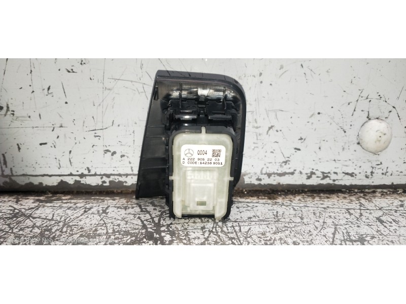 Recambio de mando elevalunas delantero derecho para mercedes clase c (w205) lim. c 220 cdi bluetec (205.004) referencia OEM IAM 