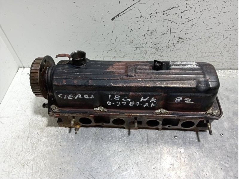 Recambio de culata para ford sierra berlina 1.8 referencia OEM IAM HK  