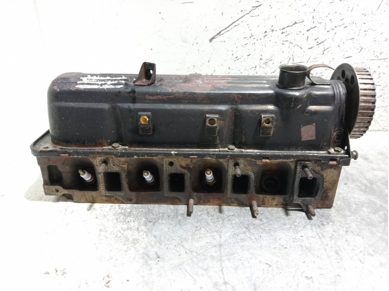 Recambio de culata para ford sierra berlina 1.8 referencia OEM IAM HK  