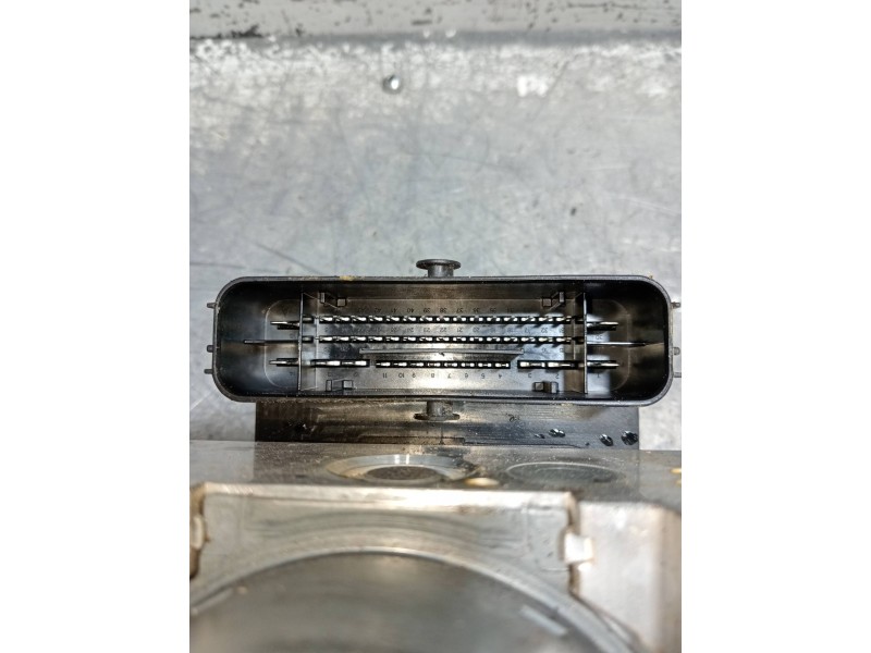 Recambio de abs para mercedes clase c (w205) lim. c 220 cdi bluetec (205.004) referencia OEM IAM 10091515283 A2059012800 1006223