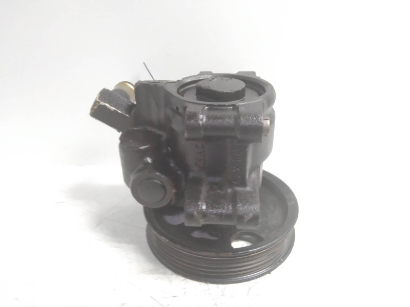 Recambio de bomba direccion para ford fiesta berlina 1.3 cat (endura-e) referencia OEM IAM   