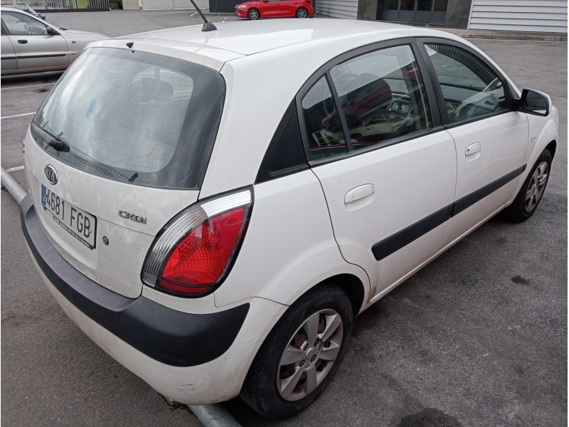 kia rio del año 2006